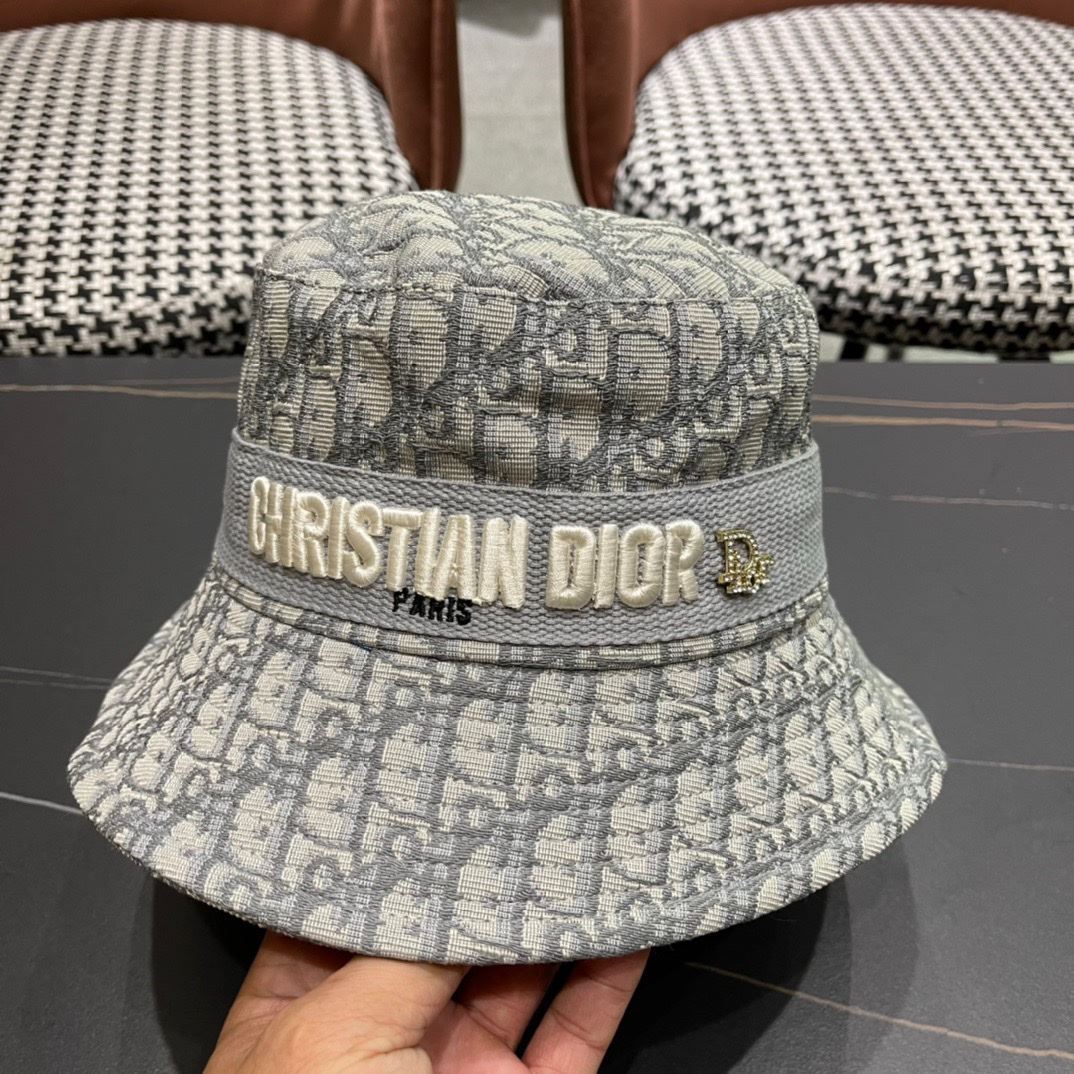 Christian Dior Caps